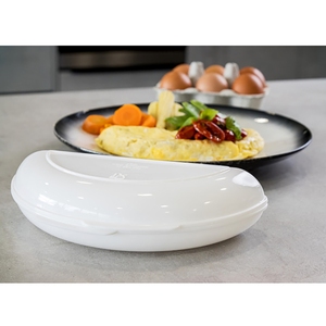 KitchenCraft White Plastic Microwave Omelette Maker 21x15cm